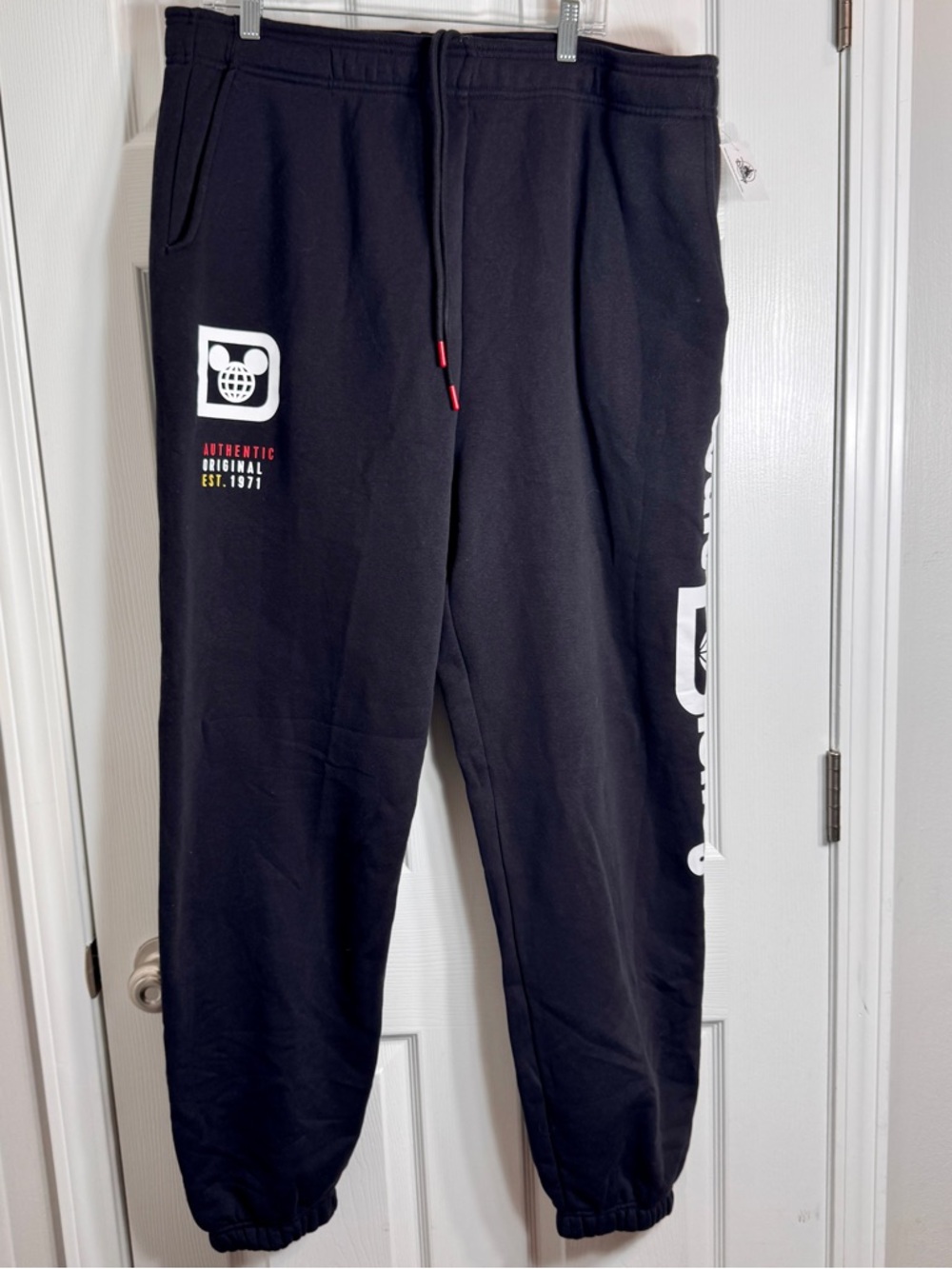NWT Walt Disney World 1971 Navy Black Graphic Joggers Sweatpants XL